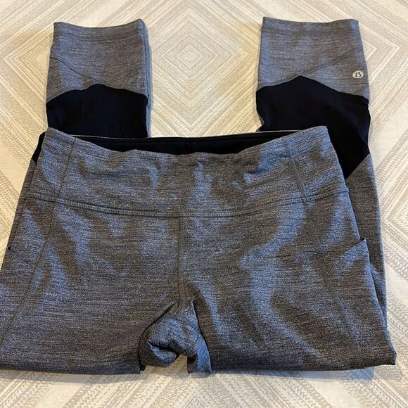 Lululemon Women’s Grey & Black Mesh with Pockets Leggings - Picture 2 of 6